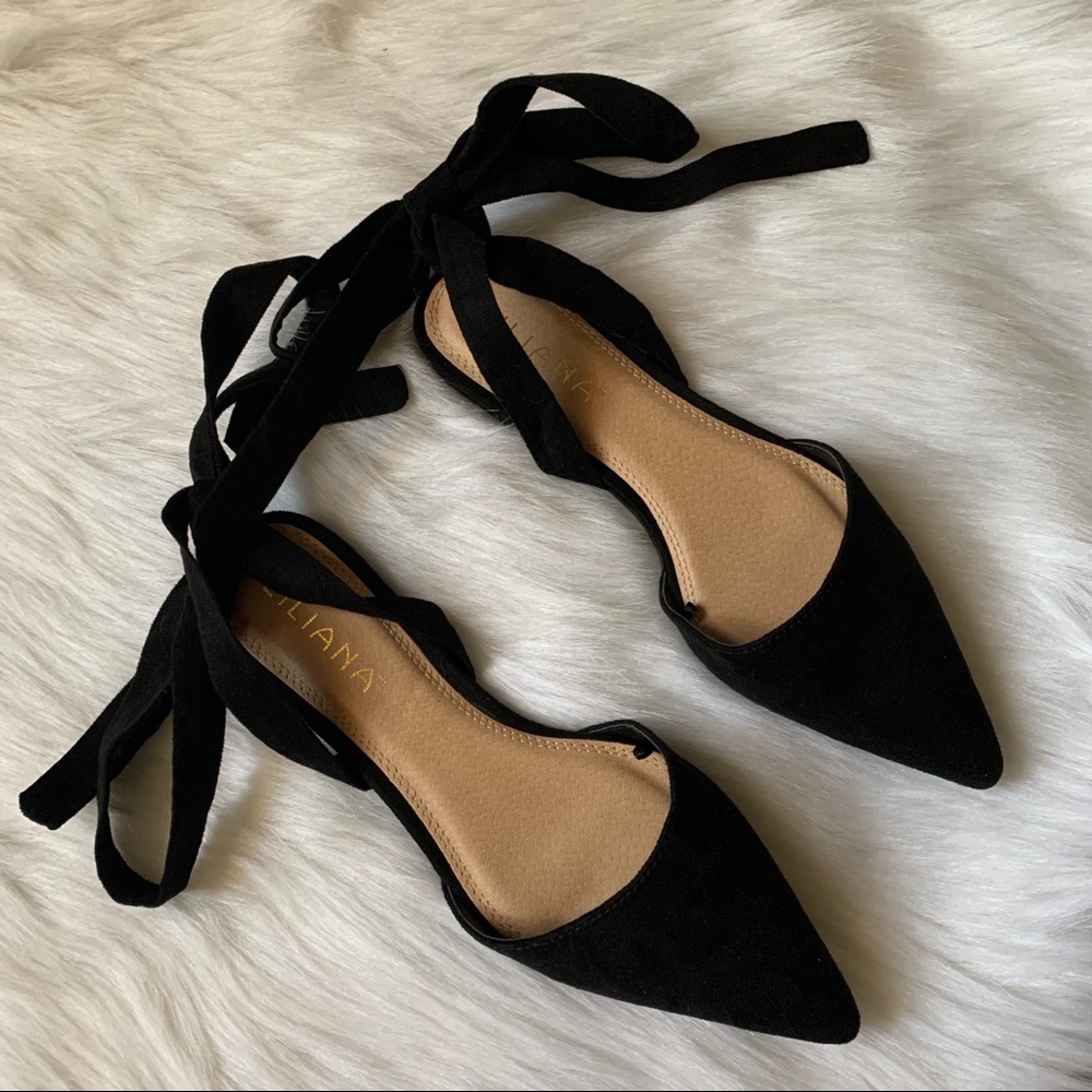 Pointy toe flats